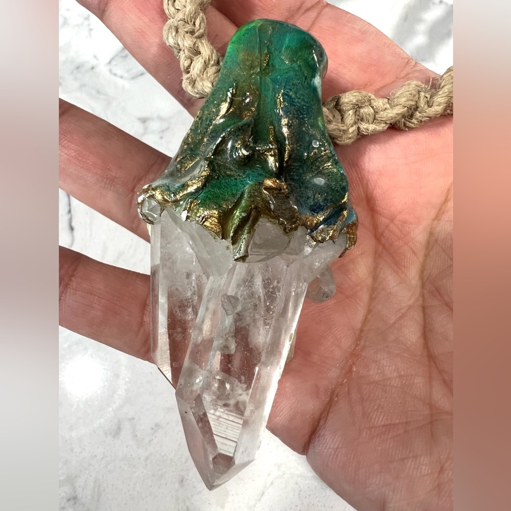 Crystal Necklace by Adina Mills. Authentic, handcrafted, OOAK wearable art - Picture 10 of 11